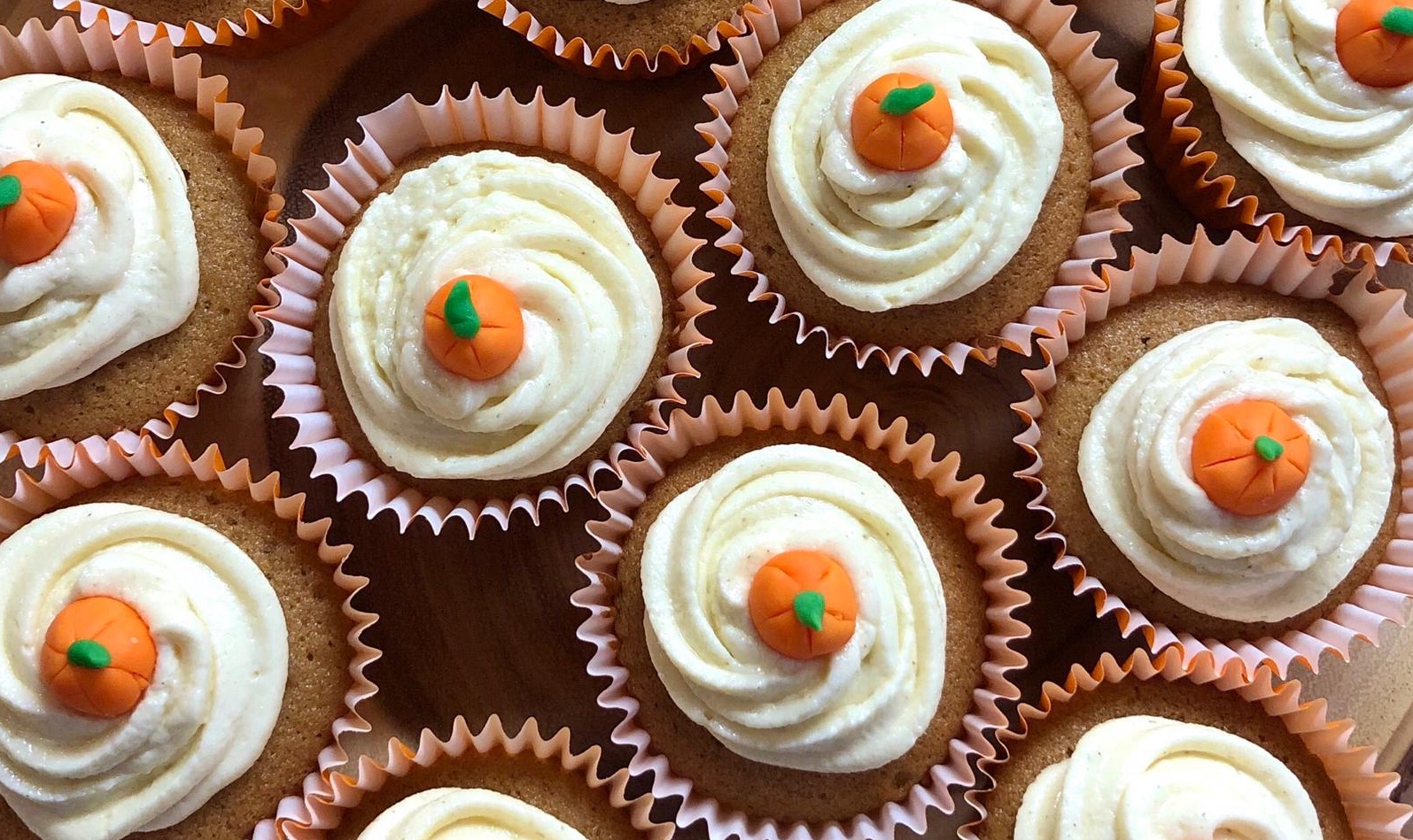 autumnal-ginger-cupcakes-recipe-omlet-blog-uk